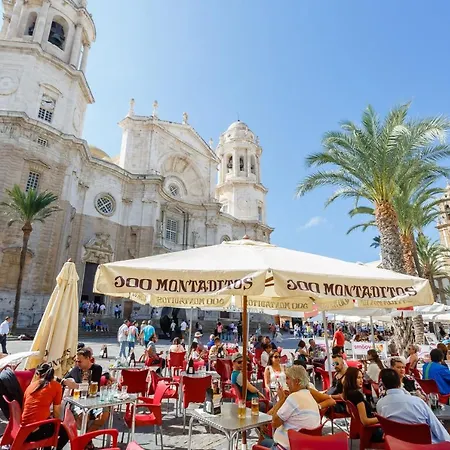 Apartment Almas Adults Only By Cadiz4rentals Cádiz