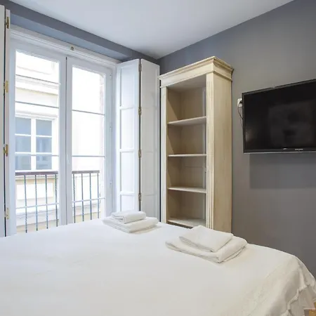 Apartment Almas Adults Only By Cadiz4rentals Cádiz